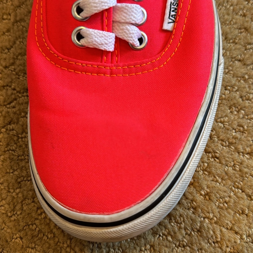 vans! - Picture 9 of 10